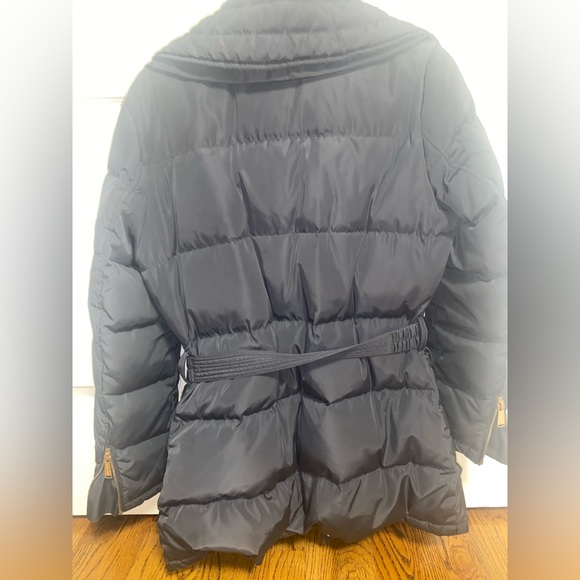 Michael Kors Long Puffer Coat Navy with Gold accents Size Small - Picture 3 of 6